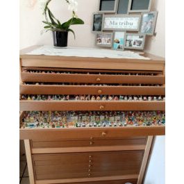 Commode sur 3 niveaux pour le rangement des fèves, collection à ranger